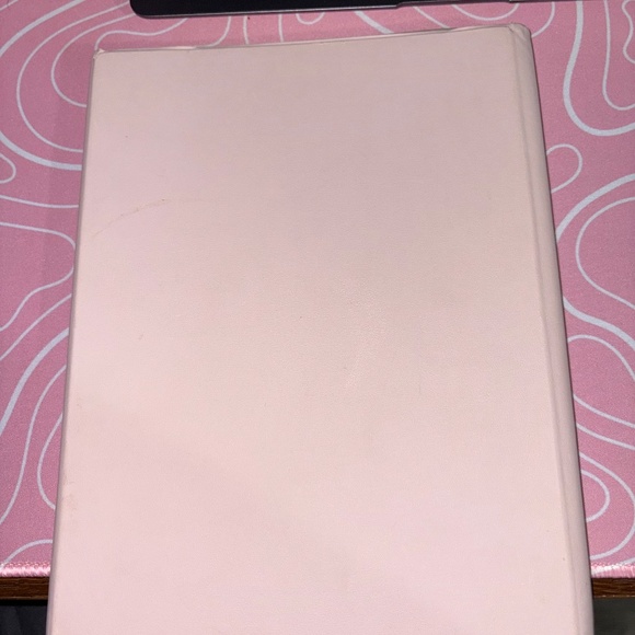 Light Pink 9th Generation iPad Case - Picture 6 of 6
